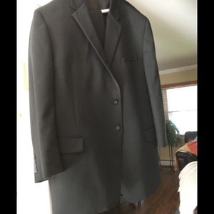 Men's warehouse Sz 48, 42 waist 30 length approx